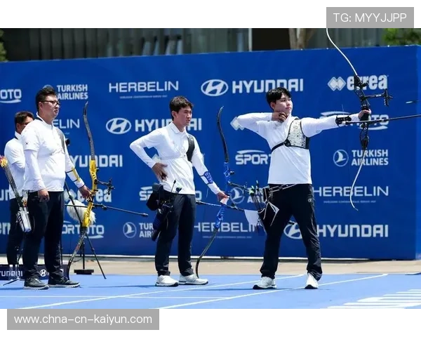 西班牙反曲弓男队在上海世界杯中获得第四名，男子反曲弓团体赛