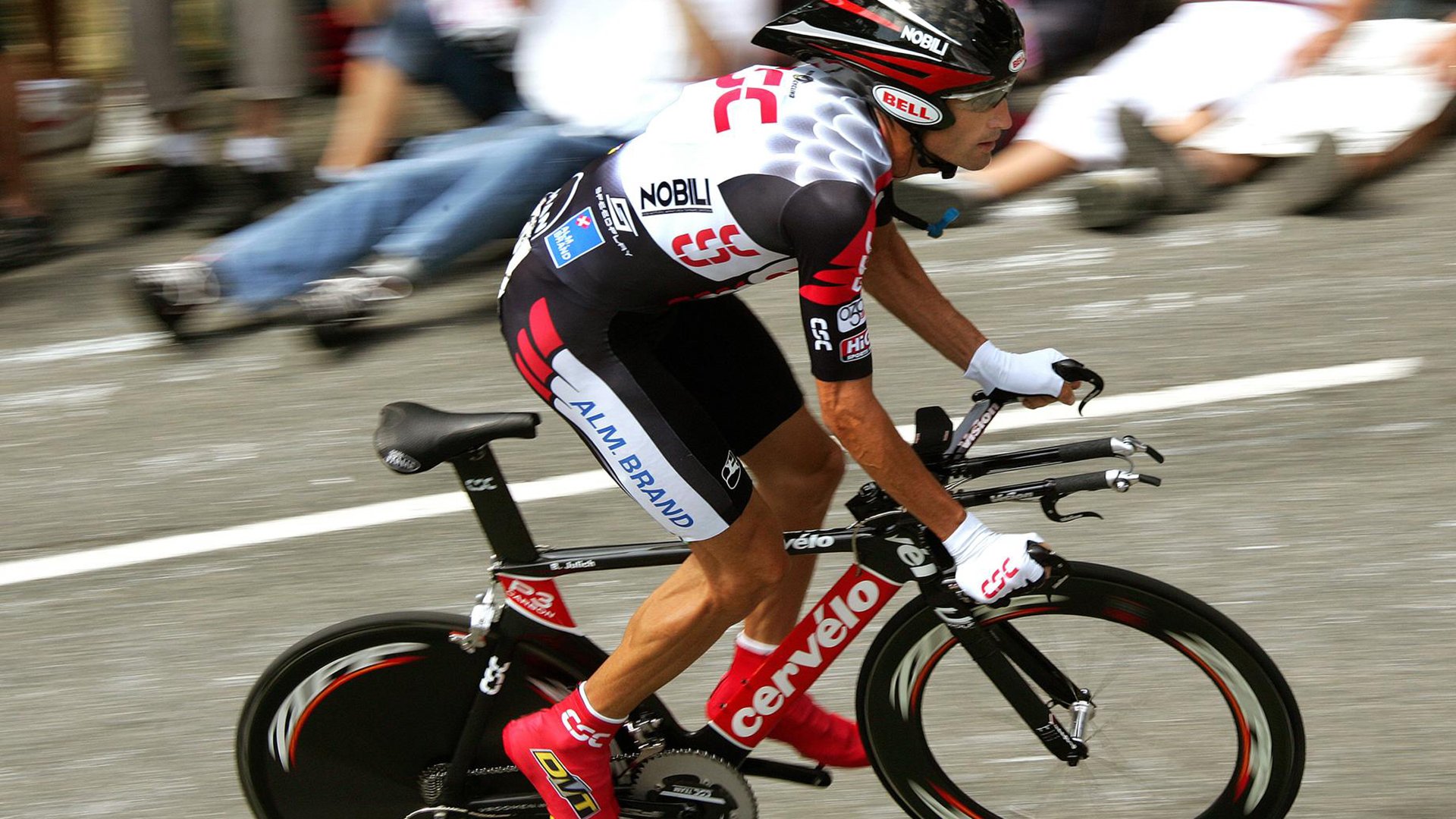 开云体育app在线-中国体育代表团奥运制服正式发布，奥运会中国代表团运动服